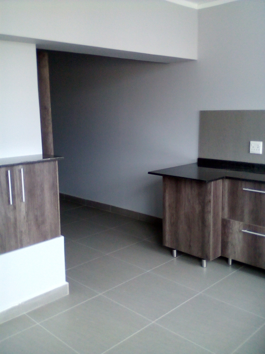To Let 1 Bedroom Property for Rent in Quigney Eastern Cape